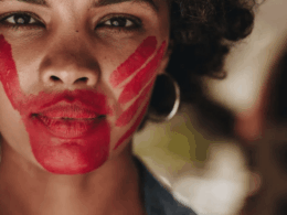 Natura e Avon se unem para combater a violência doméstica