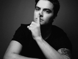 Felipe Neto: Estamos oficialmente contra um regime fascista.