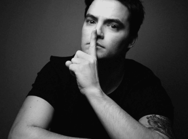 Felipe Neto: Estamos oficialmente contra um regime fascista.