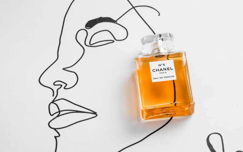 Os 10 Perfumes Mais Vendidos de 2024: Clássicos e Novidades